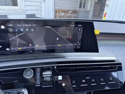 Photo 37 Peugeot 5008  Hybrid 145 e-DCS6