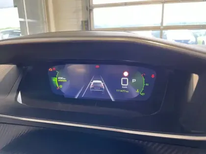 Photo 56 Peugeot 2008  PureTech 130 S&S EAT8