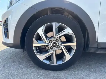 Photo 8 Kia Stonic  1.0 T-GDi 100ch GT Line