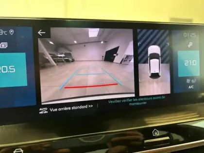 Photo 12 Citroën C4  Moteur électrique 136ch (100 kW) Shine Pack Automatique