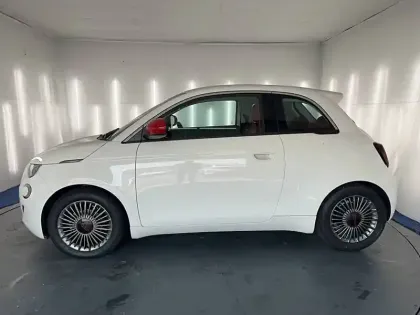 Photo 32 Fiat 500  e 95 ch