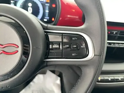 Photo 49 Fiat 500  e 95 ch