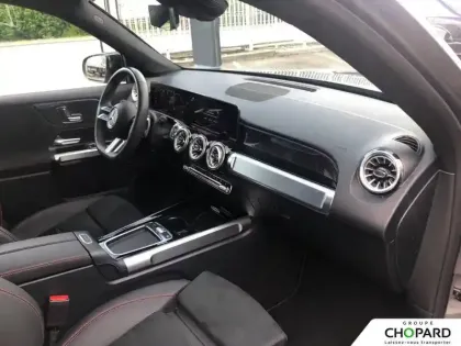 Photo 12 Mercedes GLB  200 d 8G-DCT