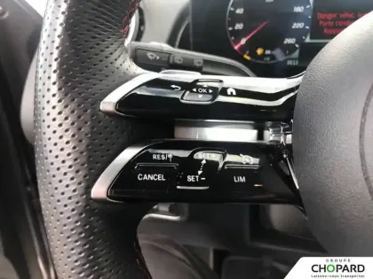 Photo 15 Mercedes GLB  200 d 8G-DCT