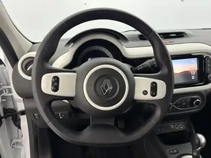 Photo 35 Renault Twingo  III E-Tech