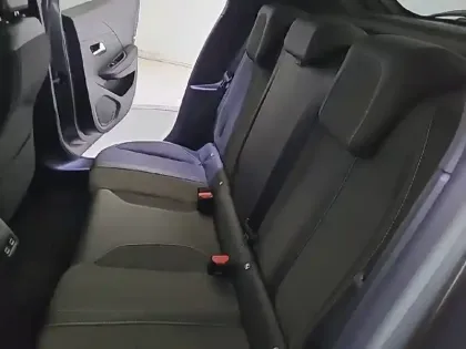 Photo 11 Peugeot 208  PureTech 100 S&S BVM6