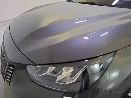 Photo 15 Peugeot 208  PureTech 100 S&S BVM6