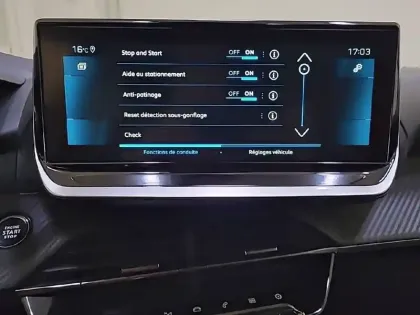 Photo 20 Peugeot 208  PureTech 100 S&S BVM6