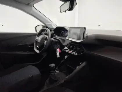 Photo 24 Peugeot 208  BLUEHDI 100 S&S BVM6