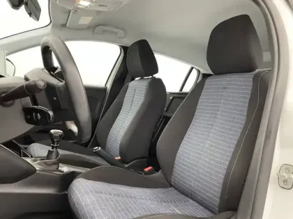 Photo 13 Peugeot 208  BLUEHDI 100 S&S BVM6