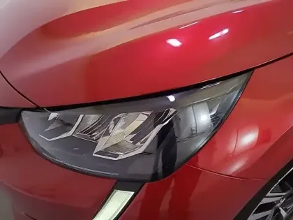 Photo 46 Peugeot 208  PureTech 75 S&S BVM5