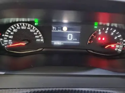 Photo 40 Peugeot 208  PureTech 75 S&S BVM5