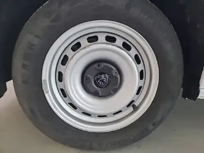 Photo 33 Peugeot Partner Gén. III Ph2 Base 4