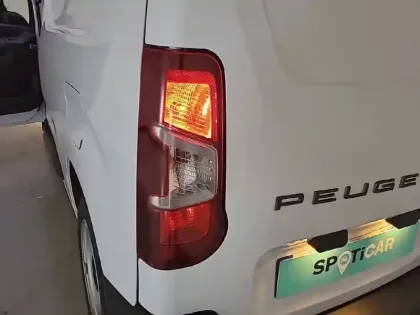 Photo 37 Peugeot Partner Gén. III Ph2 Base 4