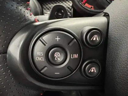 Photo 66 Mini Mini Hatch 3 Portes 231 ch John Cooper Works BVA8