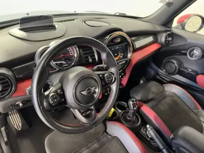 Photo 6 Mini Mini Hatch 3 Portes 231 ch John Cooper Works BVA8