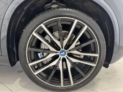 Photo 19 BMW X5  xDrive50e 489 ch BVA8