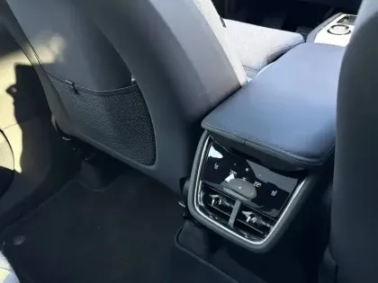 Photo 21 Volvo Ex90  Twin Performance AWD 517 ch 1EDT