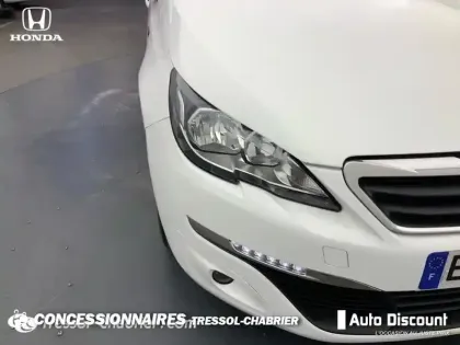 Photo 13 Peugeot 308  SW 1.6 BlueHDi 120ch S&S EAT6 Style