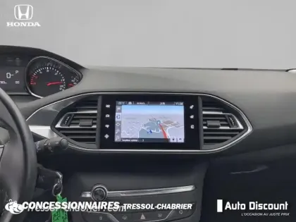 Photo 10 Peugeot 308  SW 1.6 BlueHDi 120ch S&S EAT6 Style