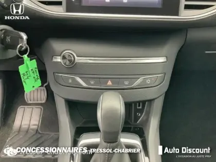 Photo 12 Peugeot 308  SW 1.6 BlueHDi 120ch S&S EAT6 Style