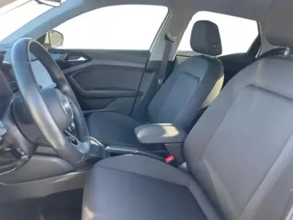 Photo 6 Audi A1  Sportback 30 TFSI 110ch Advanced S tronic 7