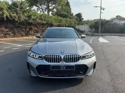 Photo 18 BMW Serie 3 Série 3 320eA 204ch M Sport