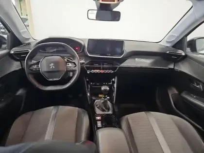 Photo 12 Peugeot 208  1.5 BlueHDi 100ch S&S Allure