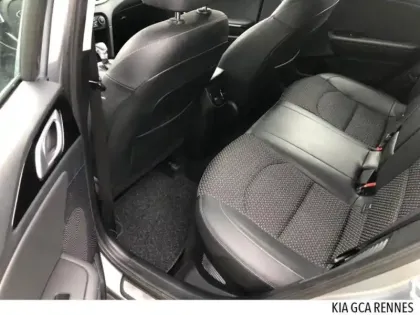 Photo 13 Kia Xceed  1.6 GDi 105ch + Plug-In 60.5ch Active DCT6