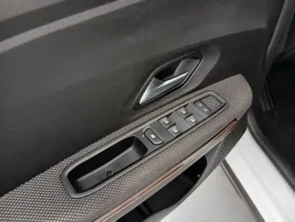 Photo 79 Dacia Sandero ECO-G 100 - 22 Stepway Confort