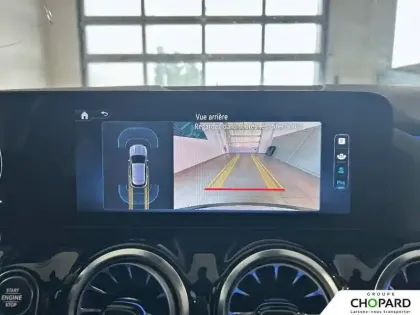 Photo 14 Mercedes GLA  180 d 8G-DCT