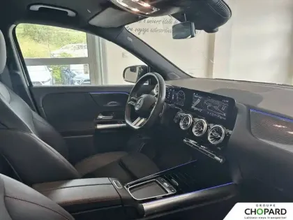 Photo 12 Mercedes GLA  180 d 8G-DCT