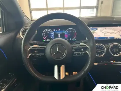 Photo 15 Mercedes GLA  180 d 8G-DCT