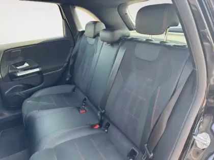 Photo 12 Mercedes Classe B  250 e 8G-DCT