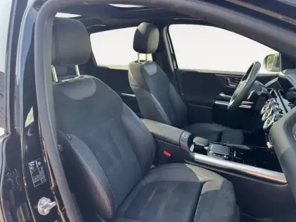 Photo 14 Mercedes Classe B  250 e 8G-DCT