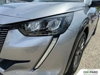 Photo 23 Peugeot 208  Electrique 50 kWh 136ch