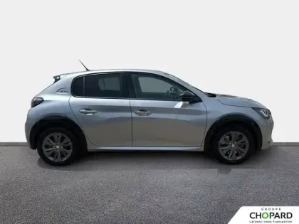 Photo 8 Peugeot 208  Electrique 50 kWh 136ch