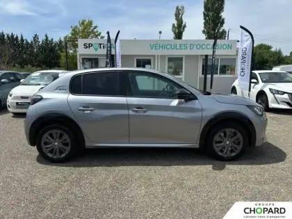 Photo 32 Peugeot 208  Electrique 50 kWh 136ch