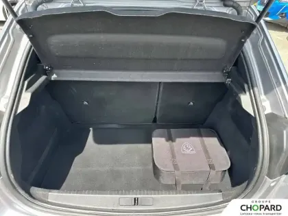 Photo 7 Peugeot 208  Electrique 50 kWh 136ch