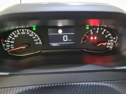 Photo 9 Peugeot 2008  PureTech 100 S&S BVM6