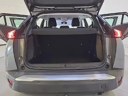 Photo 5 Peugeot 2008  PureTech 100 S&S BVM6