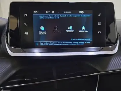 Photo 23 Peugeot 2008  PureTech 100 S&S BVM6