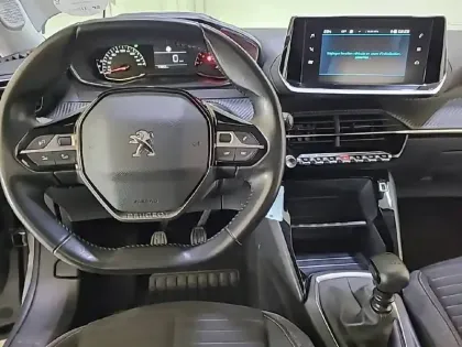 Photo 7 Peugeot 2008  PureTech 100 S&S BVM6