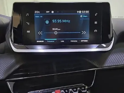 Photo 18 Peugeot 2008  PureTech 100 S&S BVM6