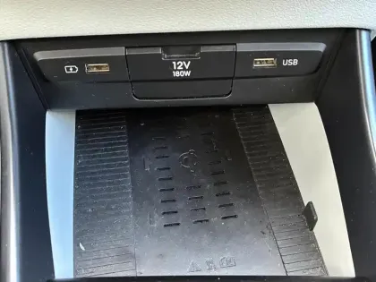 Photo 19 Hyundai Bayon  1.0 T-GDi 100 DCT-7 Hybrid 48V