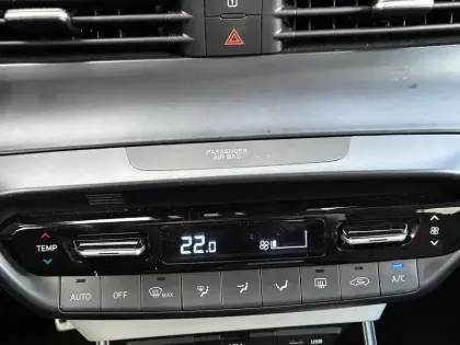 Photo 20 Hyundai Bayon  1.0 T-GDi 100 DCT-7 Hybrid 48V