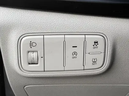 Photo 11 Hyundai Bayon  1.0 T-GDi 100 DCT-7 Hybrid 48V