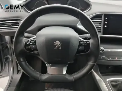 Photo 12 Peugeot 308  PureTech 110ch S&S BVM6