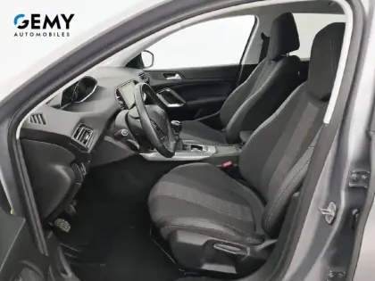 Photo 8 Peugeot 308  PureTech 110ch S&S BVM6