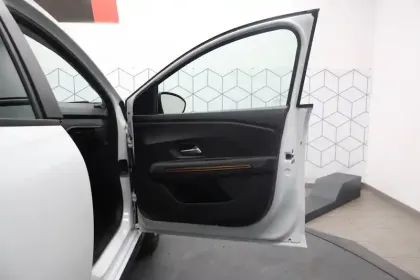 Photo 10 Dacia Sandero  ECO-G 100 - 22